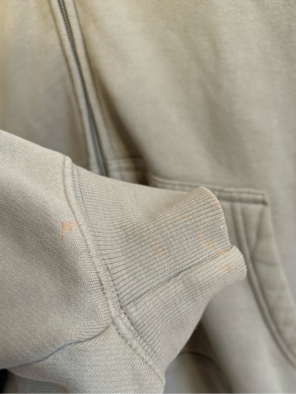 Aritzia TNA Cozy AF Sage Cropped Zip Up Hoodie - Picture 5 of 6